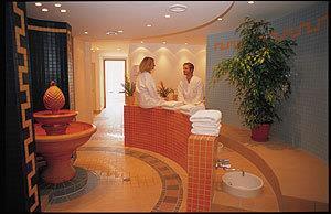 Hotel Am Kurpark 쇼네베크 내부 사진